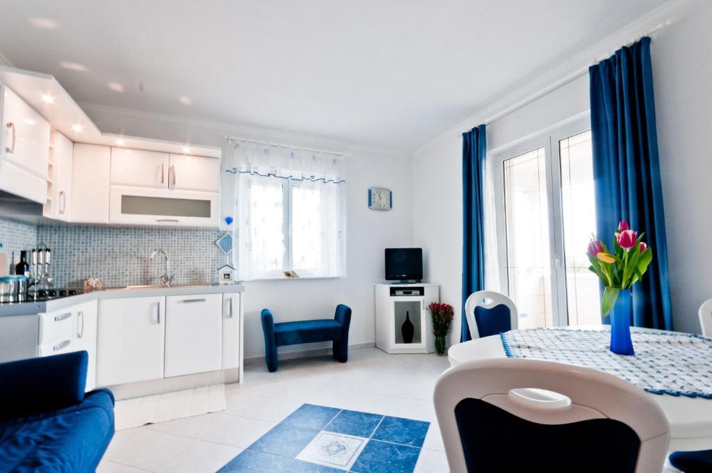 Apartments Barba Petra Dvori ซูมาร์ติน ห้อง รูปภาพ